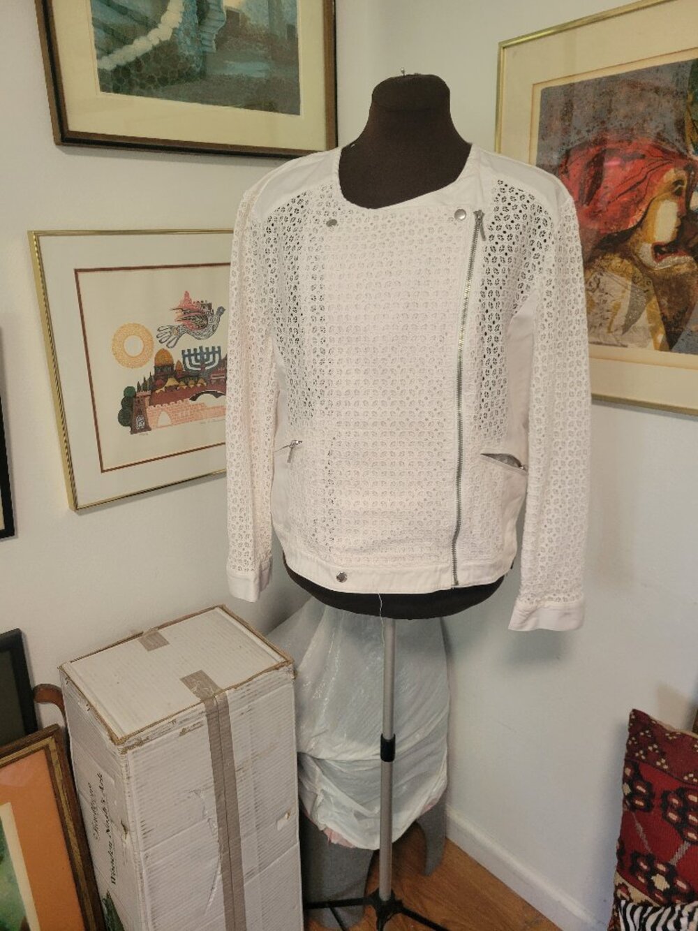 Apt.9 White Versatile Jacket for Summer Size XL